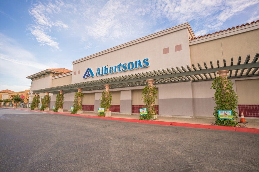 More Photos Of 2879-2991 Jamacha Rd, El Cajon Unknown For Lease