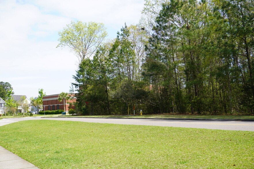 More Photos Of 0 Carolina Bay Dr, Charleston Land For Sale