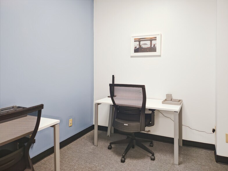 More Photos Of 259 W Broadway, Waukesha Coworking Space