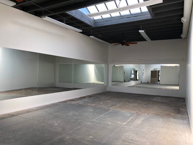 More Photos Of 311 9th Ave, San Mateo General Retail For Lease