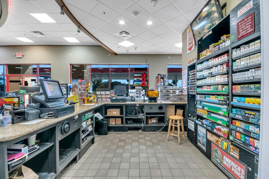 More Photos Of 5600 Butler National Dr, Orlando Service Station For Sale