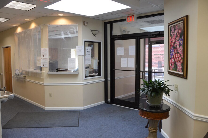 More Photos Of 91 Progress Ave, Pottsville Office For Sale