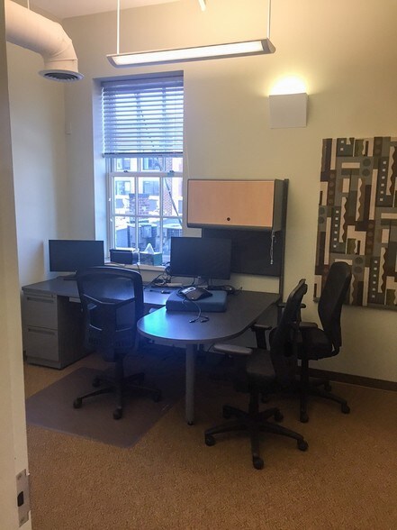 More Photos Of 213-215 S Ashley St, Ann Arbor Office For Lease