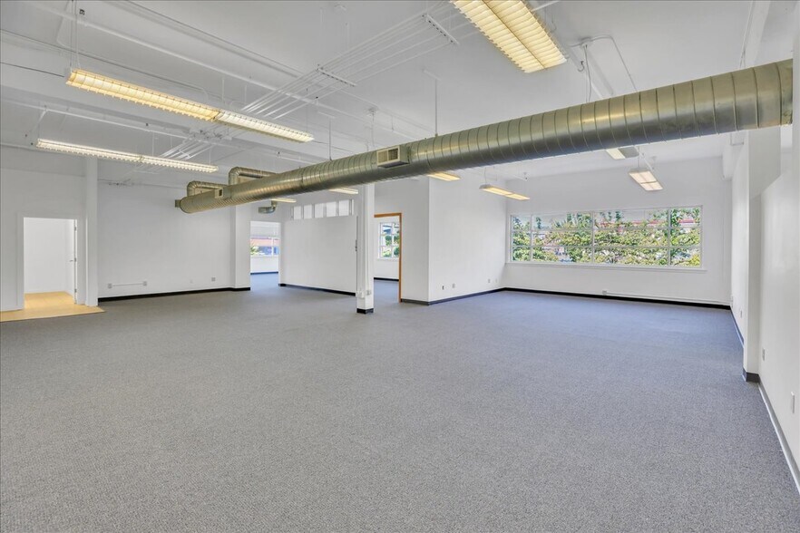 More Photos Of 1430-1438 Elliott Ave W, Seattle Warehouse For Lease