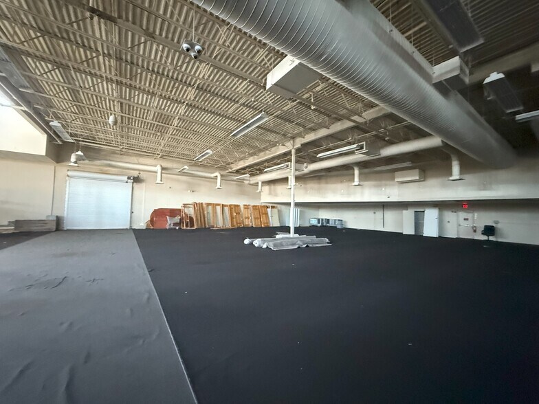 More Photos Of 10175 Tamiami Trl, Punta Gorda General Retail For Sale