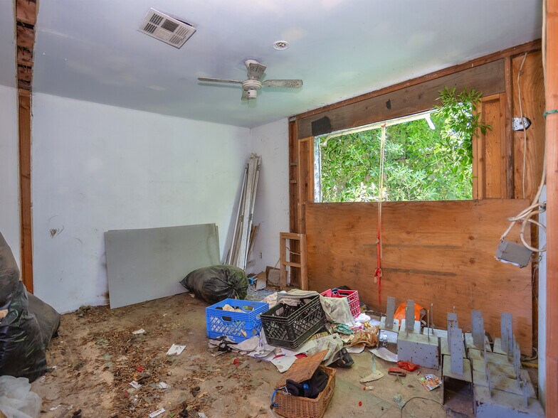 More Photos Of 4463 Bellflower Ave, West Toluca Lake Apartments For Sale