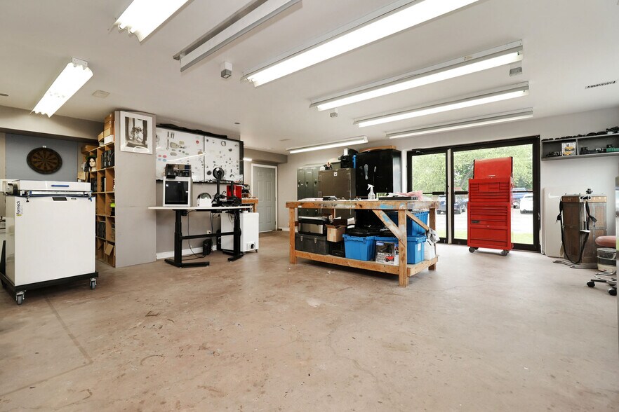 More Photos Of 192 Main St N, Uxbridge Flex For Sale