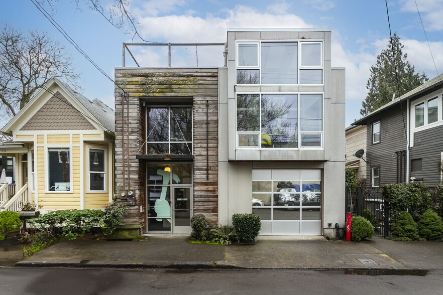 Primary Photo Of 1020 SE Harrison St, Portland Loft Creative Space For Sale