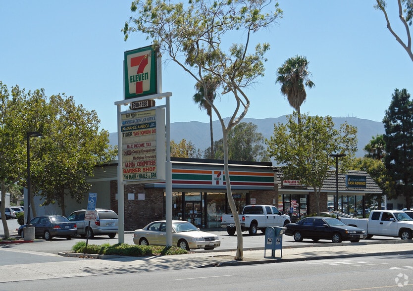 More Photos Of 1698 W 6th St, Corona Convenience Store For Lease