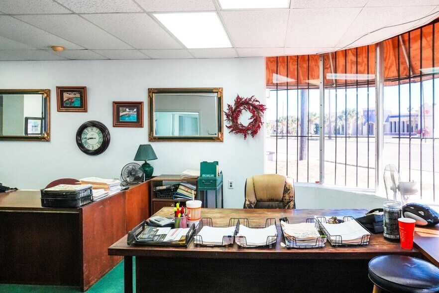 More Photos Of 1531 S Port Ave, Corpus Christi Office For Sale
