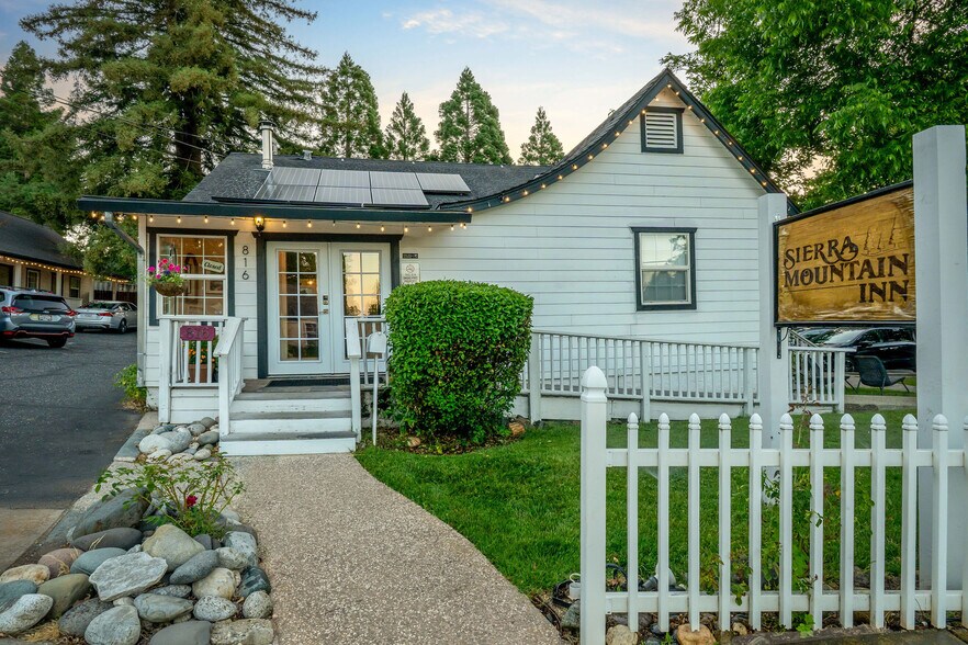 More Photos Of 816 W Main St, Grass Valley Hotel For Sale