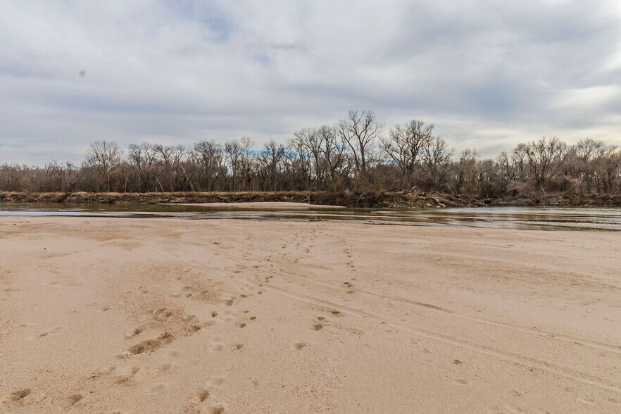 More Photos Of 79+/- Acres on 272nd Rd. Rd @ 41st Rd, Arkansas City Land For Sale
