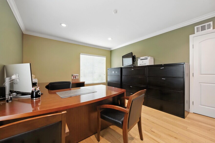 More Photos Of 1414 Meridian Ave, San Jose Office Residential For Sale