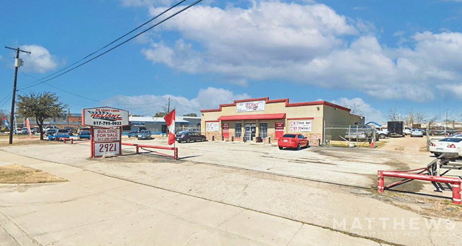 More Photos Of 2921 E Abram St, Arlington Manufacturing For Sale