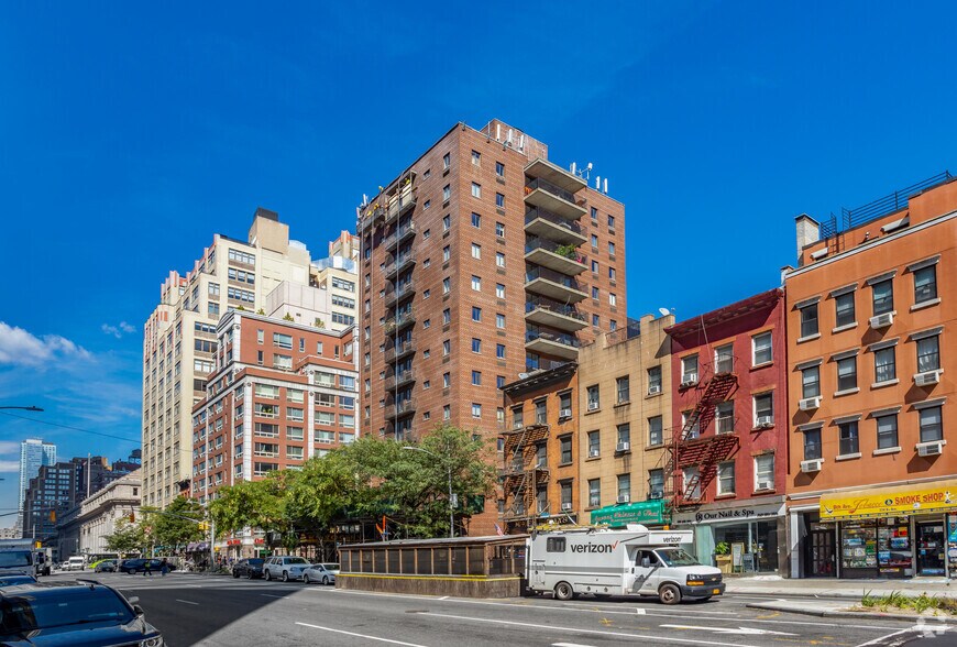 More Photos Of 342-350 Ninth Ave, New York Multifamily For Sale
