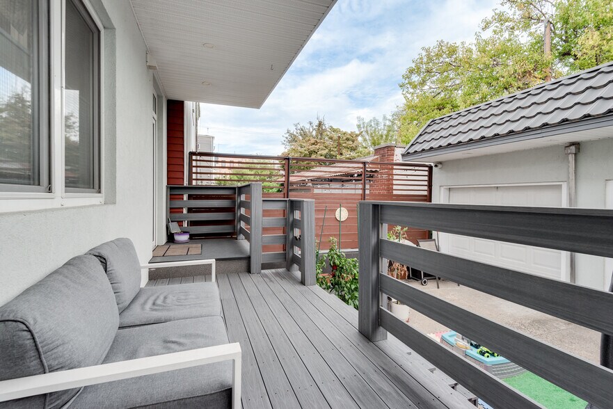 More Photos Of 2020 Bleecker St, Ridgewood Multifamily For Sale