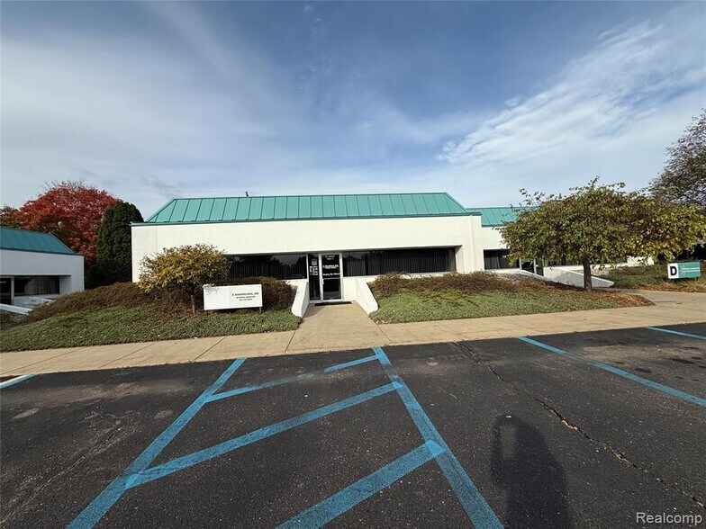 More Photos Of 4007 W Court St, Flint Medical For Sale