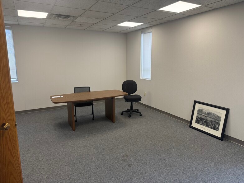 More Photos Of 110 Winn St, Woburn Office For Lease