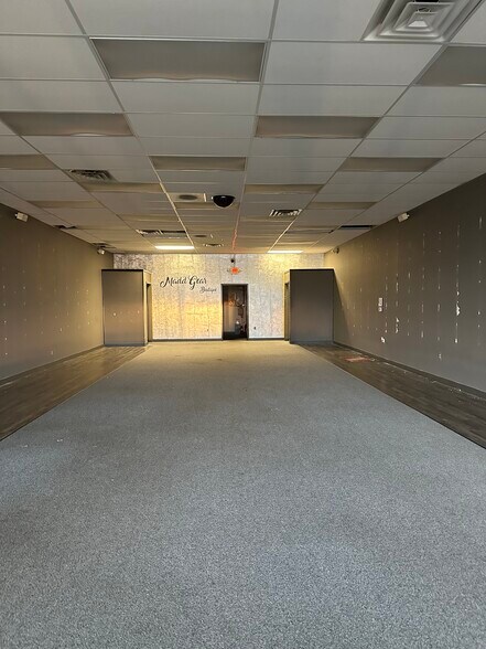 More Photos Of 10780-10900 Belleville Rd, Belleville Unknown For Lease