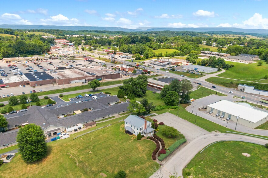 More Photos Of 6245 University Park Dr, Radford Office Residential For Sale