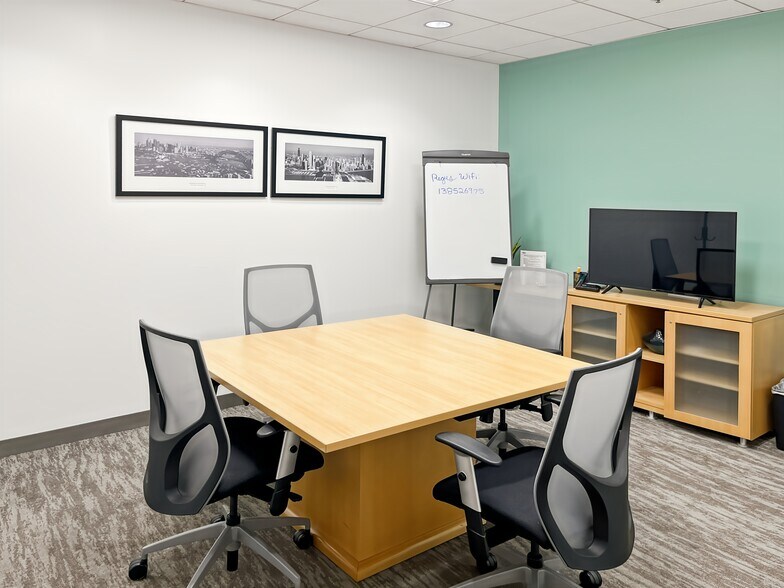 More Photos Of 300 Spectrum Center Dr, Irvine Coworking Space