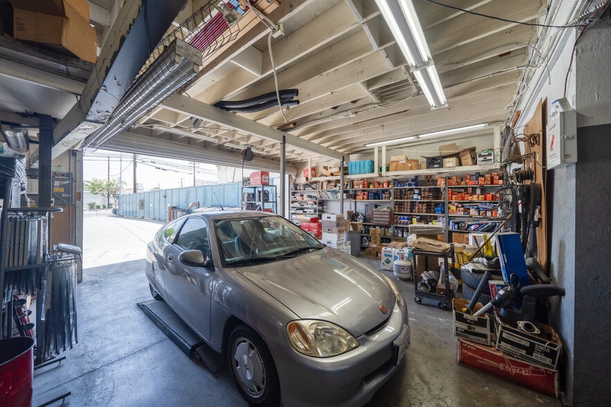 More Photos Of 4320 W Pico Blvd, Los Angeles Auto Repair For Sale