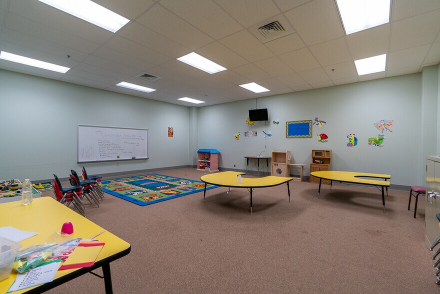 More Photos Of 1701 Westchester Dr, High Point Religious Facility For Sale