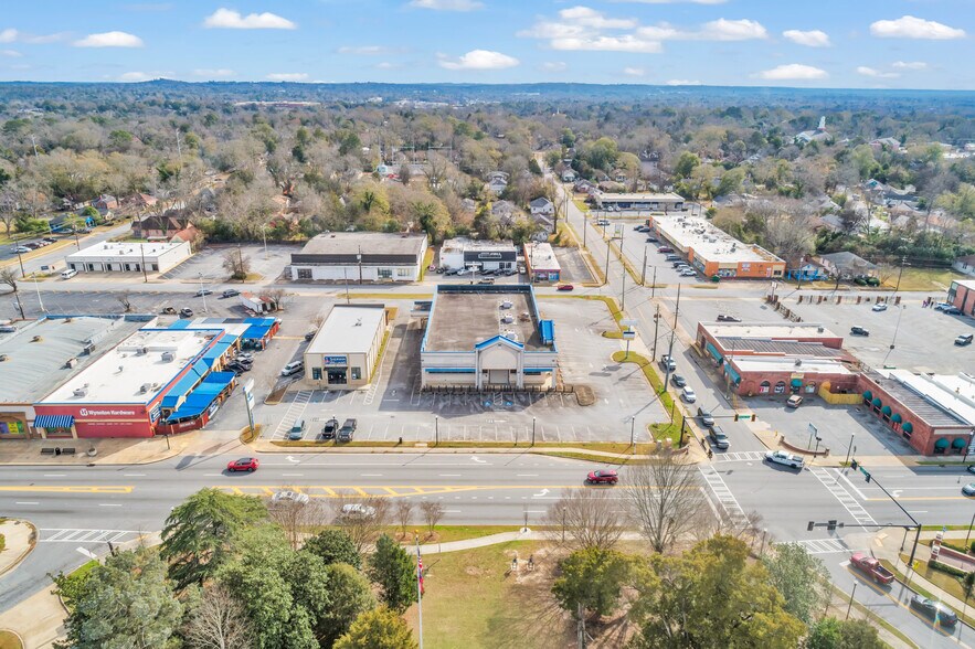 More Photos Of 2300 Wynnton Rd, Columbus Drugstore For Lease