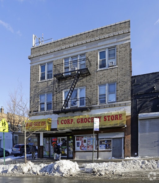 More Photos Of 98 Vreeland St, Staten Island Storefront Retail Residential For Lease