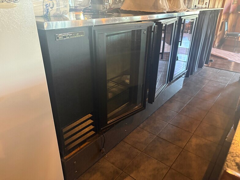 More Photos Of N1016 County Road L, Watertown Restaurant For Sale