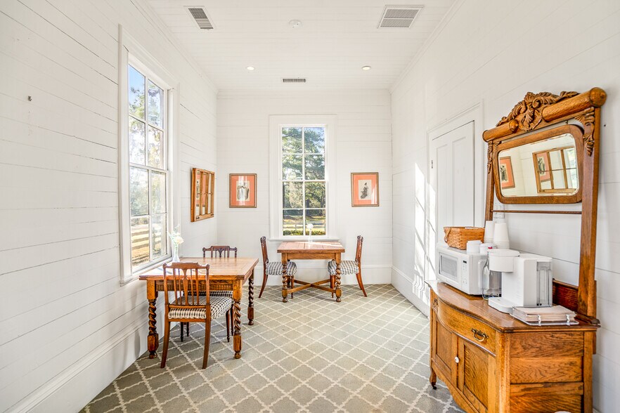 More Photos Of 3603 FM 1725 Rd, Willis Lodge Meeting Hall For Sale