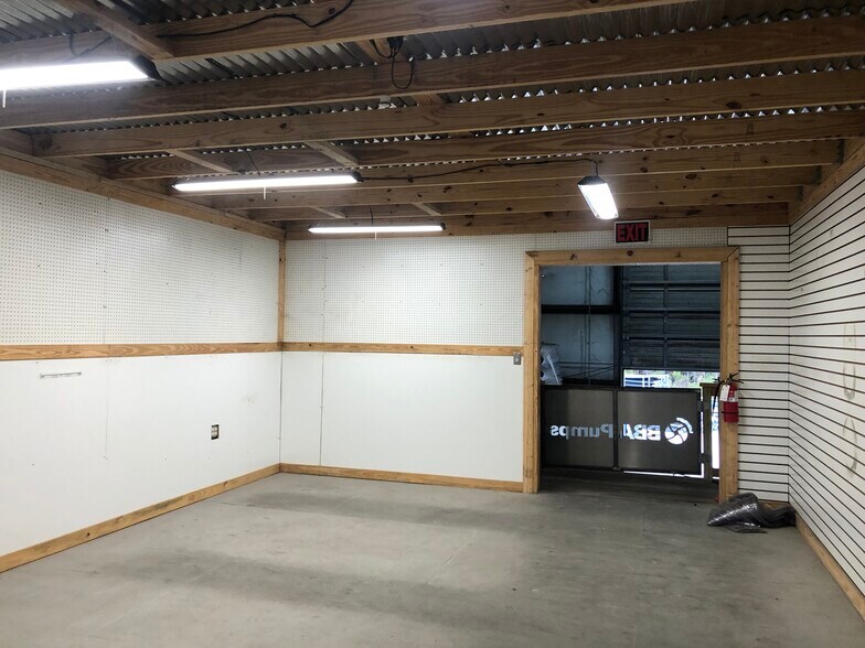 More Photos Of 1133 Cainhoy Rd, Charleston Warehouse For Lease