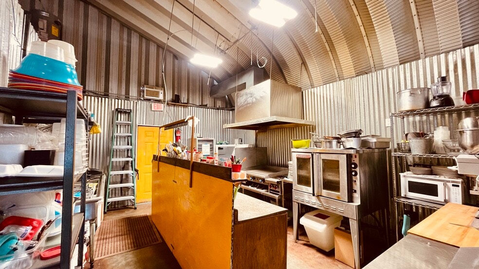 More Photos Of 1613 W San Antonio St, Marfa Specialty For Sale