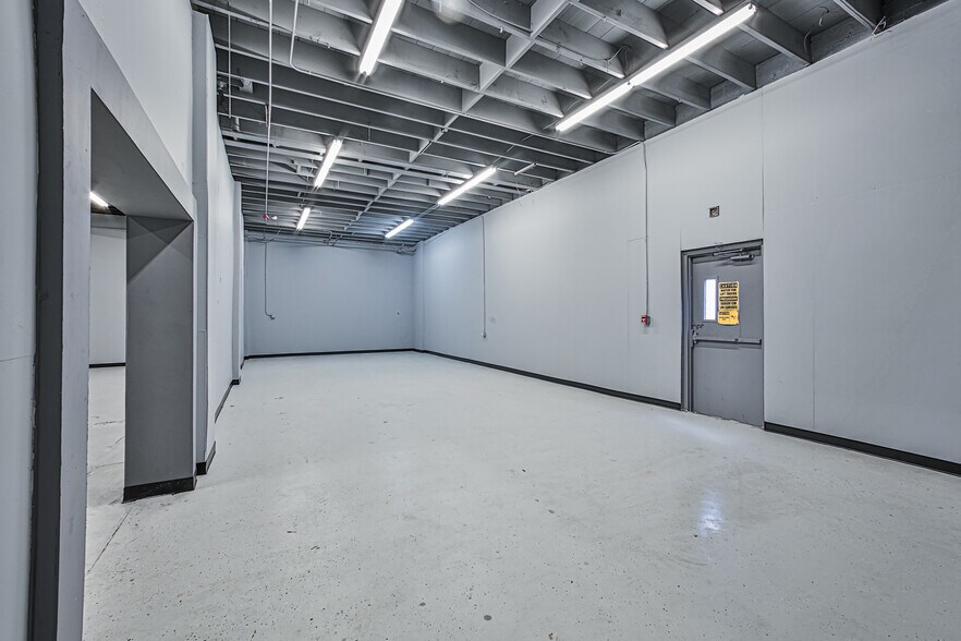 More Photos Of 102 S Shaver St, Pasadena Warehouse For Lease