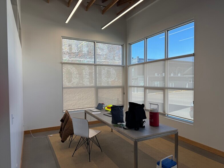 More Photos Of 1196 7th St E, Saint Paul Warehouse For Sale