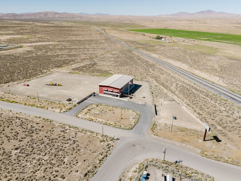 More Photos Of 1025 Carlin Trend Dr, Carlin Service For Sale