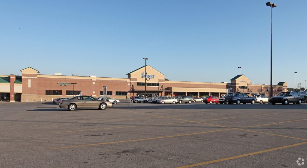 More Photos Of 2156 Dixie Hwy, Fort Mitchell Unknown For Lease