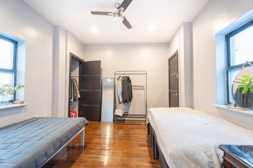 More Photos Of 950-952 Bergen St, Brooklyn Apartments For Sale