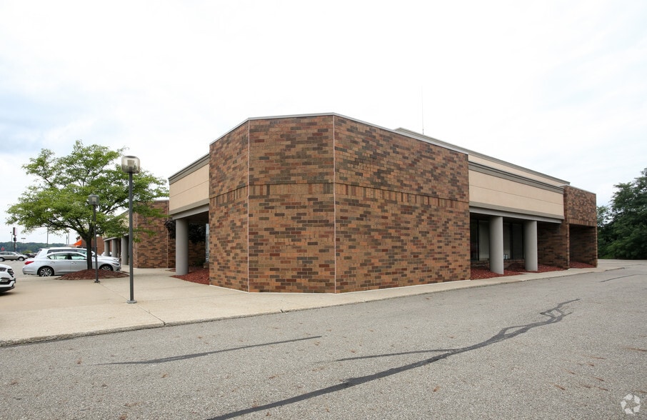 More Photos Of 3969 Convenience Cir NW, Canton Office For Lease