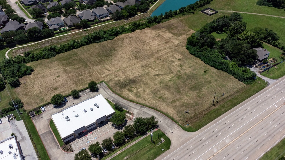 More Photos Of 6810 Hwy 6, Missouri City Office For Sale