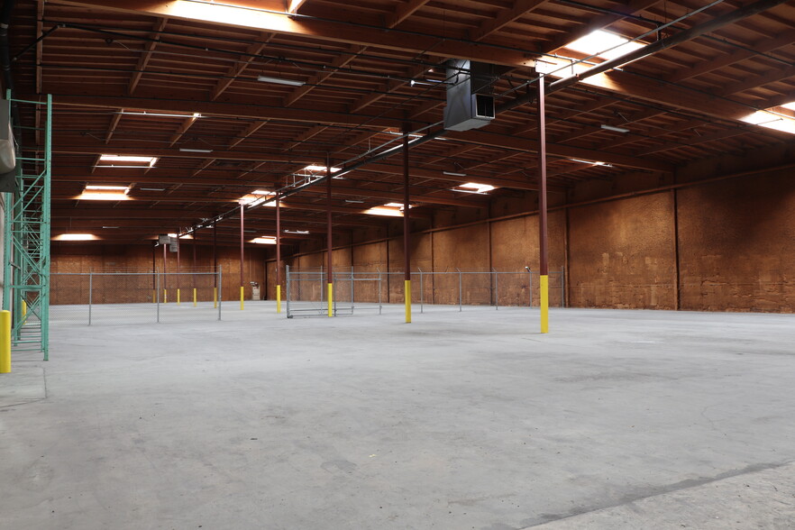 More Photos Of 1931 G St, Fresno Warehouse For Sale