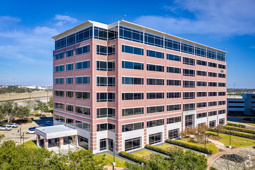 Primary Photo Of 13131 Dairy Ashford Rd, Sugar Land Office For Lease