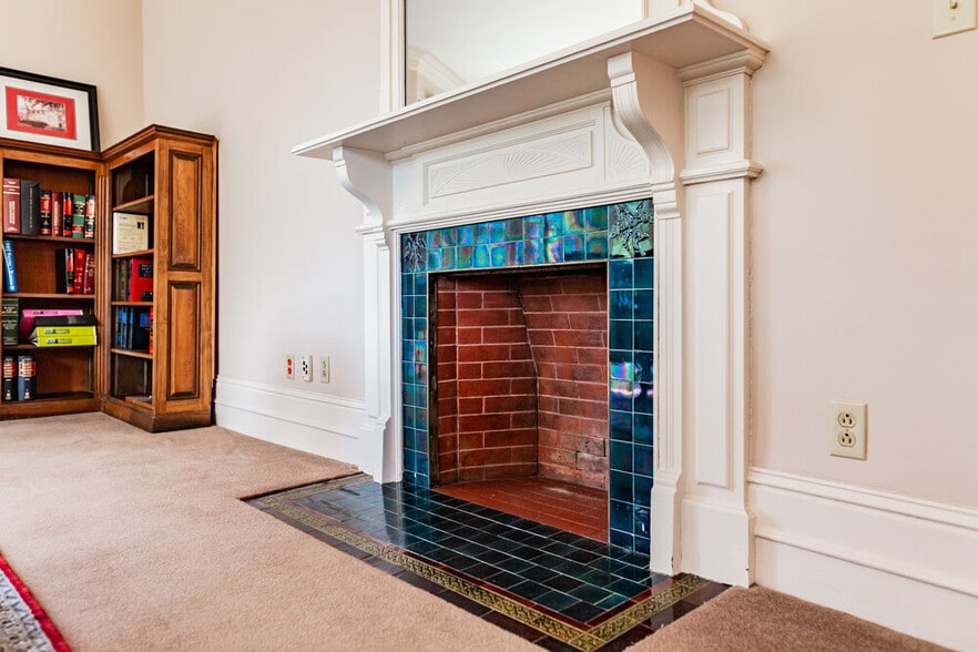 More Photos Of 404 County St, New Bedford Office For Sale