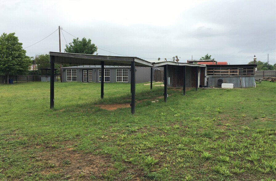 47170 N US Highway 69, Mount Selman, TX 75757 Restaurant For Sale