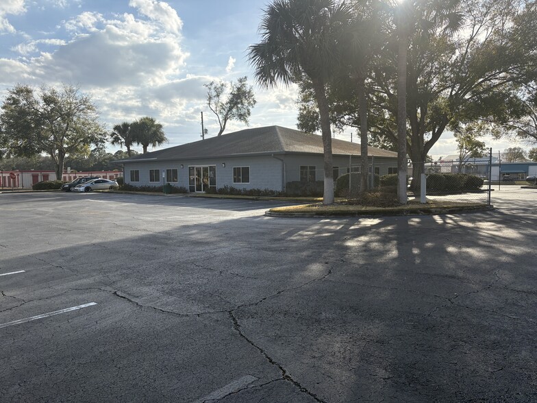 More Photos Of 3450 Forsyth Rd, Winter Park Flex For Lease