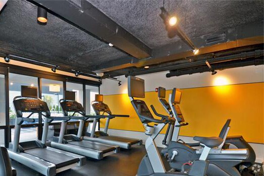 More Photos Of 100 E Cermak Rd, Chicago Apartments For Lease