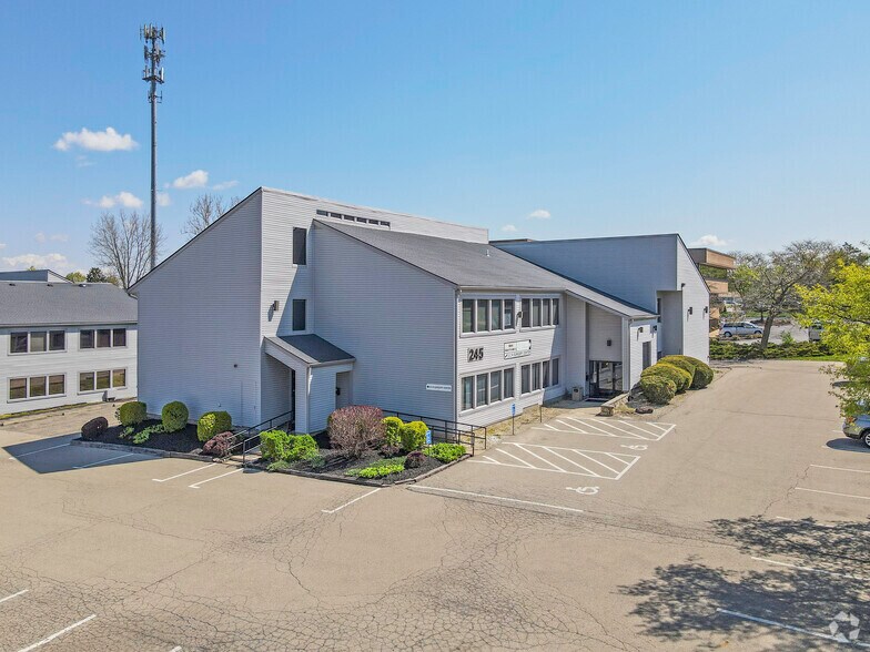 More Photos Of 245 W Elmwood Dr, Centerville Medical For Lease