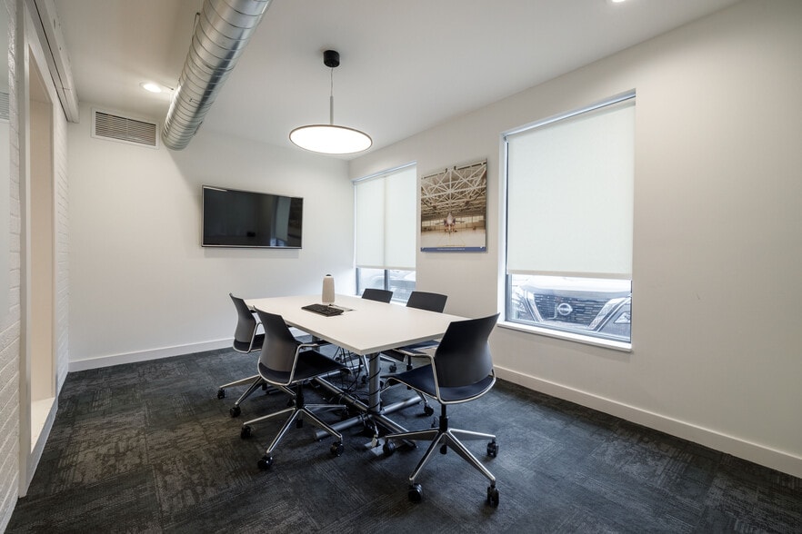 More Photos Of 3117 W Clay St, Richmond Loft Creative Space For Sale