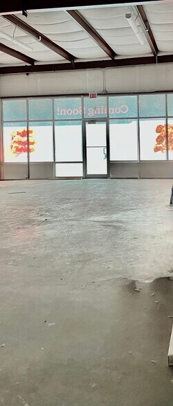 More Photos Of 6801 Phoenix Ave, Fort Smith Storefront Retail Office For Lease