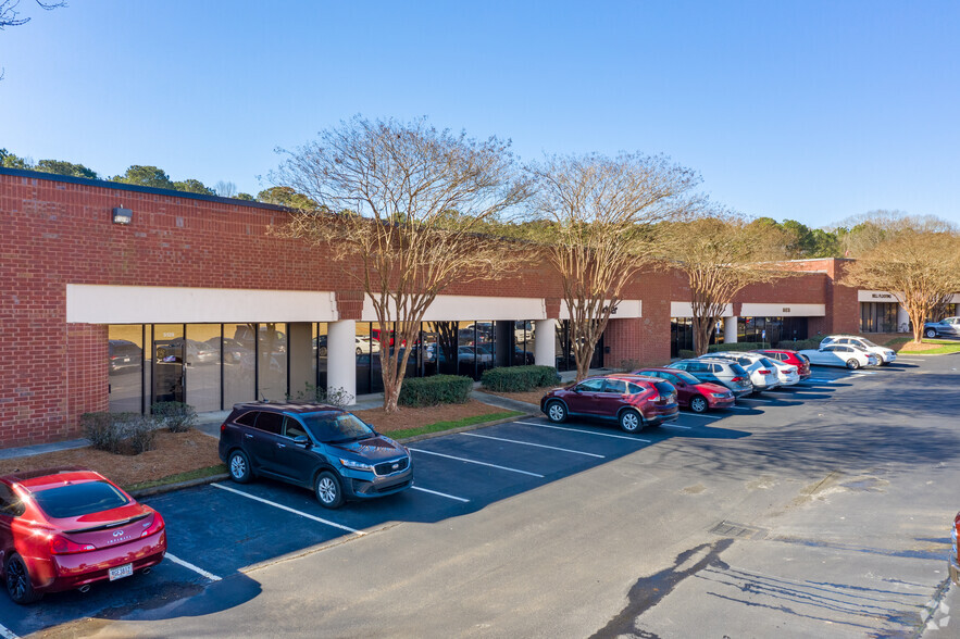 Primary Photo Of 5111-5131 S Royal Atlanta Dr, Tucker Unknown For Lease